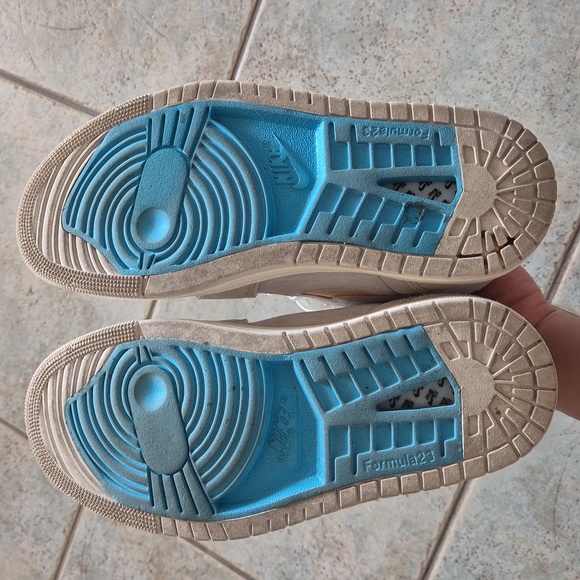 Jordan1 - Picture 11 of 12